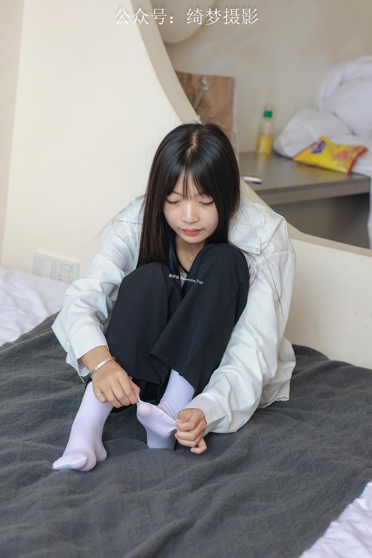 绮梦摄影-团子（无印珍藏版）[68P/1V/1.11GB]