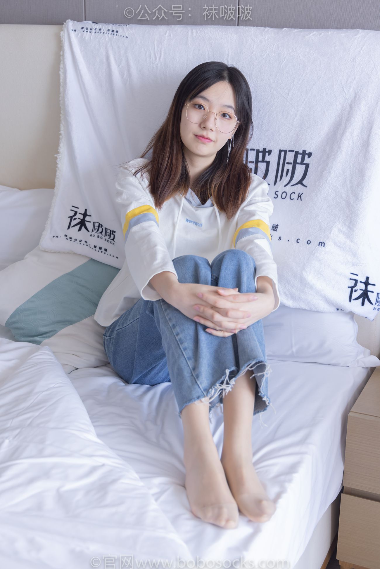 袜啵啵-小甜豆帆布鞋、白棉袜、肉丝[140P/1V/6.63GB]